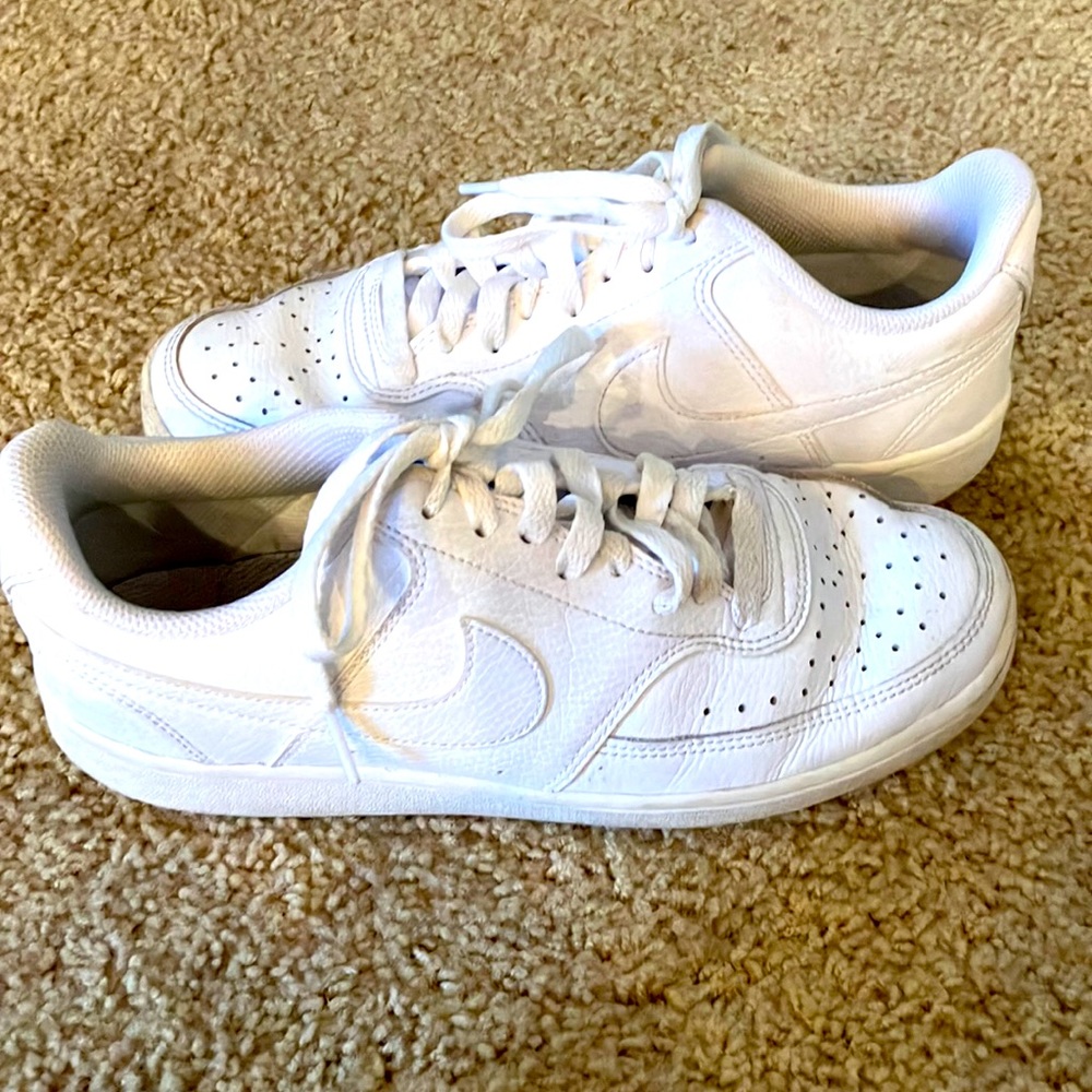 Nike adult shoes 7.5 size
